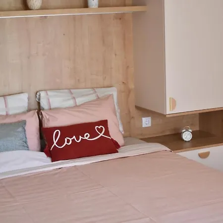 Casa de Férias Little Nook