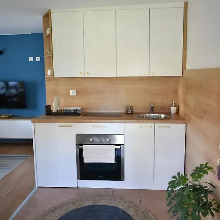 Little Nook * Čačak