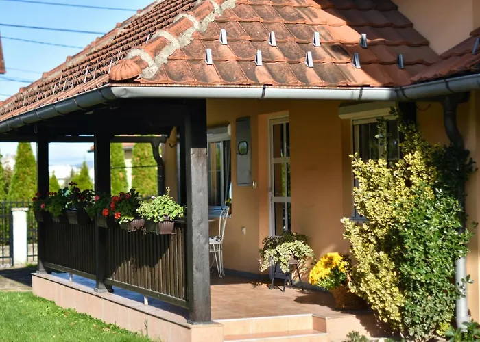 Little Nook Tatil Evi